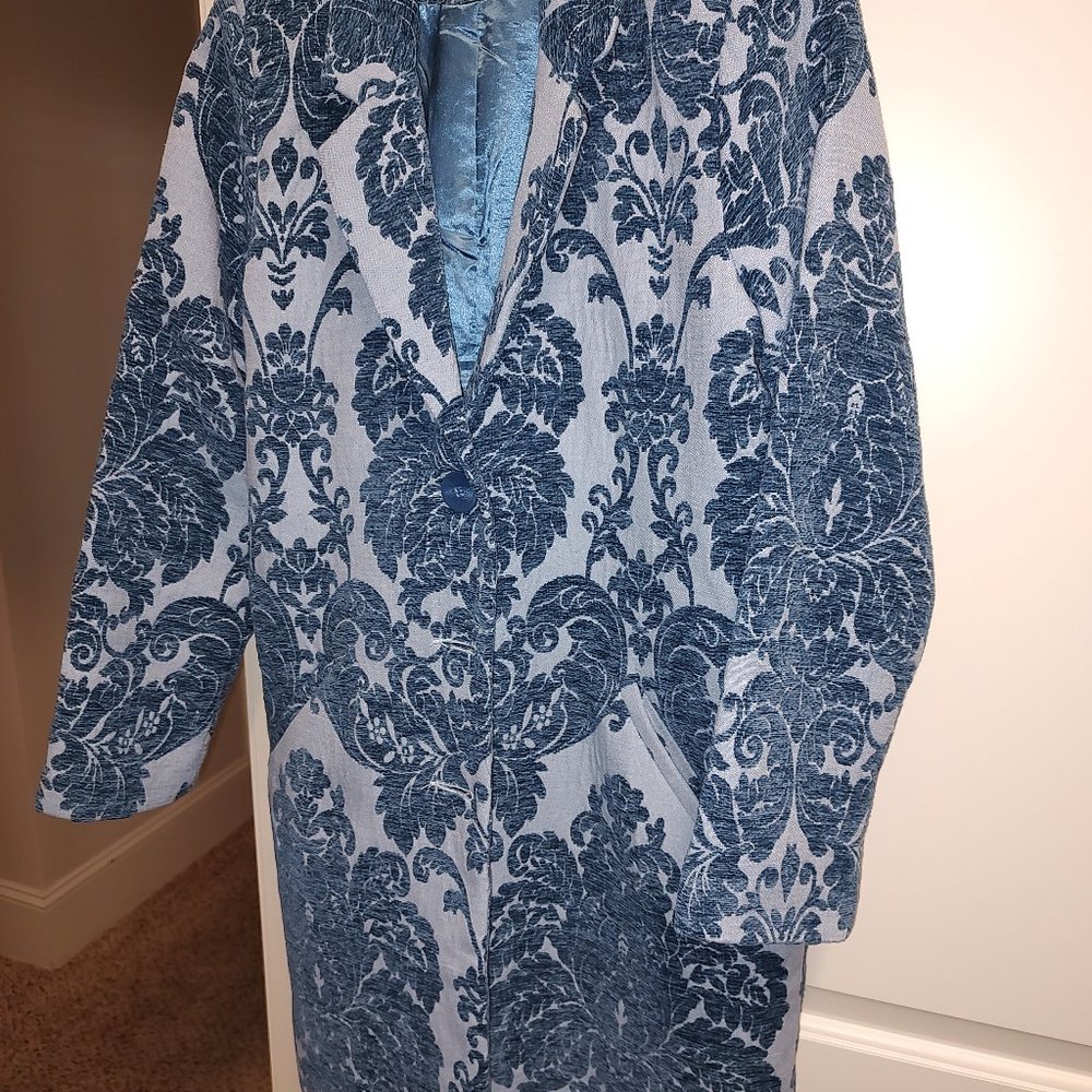 Ladies Versatile Coat